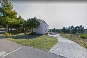 Apartments with a parking space Bol, Brac - 18358